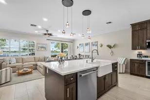 550 Tomahawk Ct, Palm Beach Gardens, FL 33410 - Photo 4