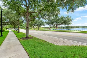 550 Tomahawk Ct, Palm Beach Gardens, FL 33410 - Photo 32