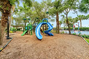 550 Tomahawk Ct, Palm Beach Gardens, FL 33410 - Photo 56