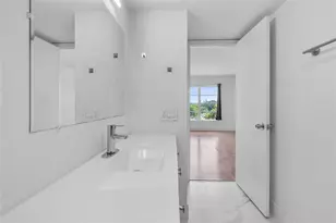 4164 Inverrary Dr, Lauderhill, FL 33319 - Photo 10