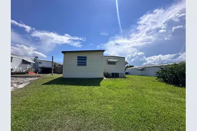 8379 SE Eagle Avenue, Hobe Sound, FL 33455 - Photo 10