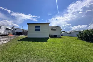 8379 SE Eagle Ave, Hobe Sound, FL 33455 - Photo 10