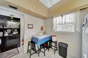 3100 Holiday Springs Blvd, Margate, FL 33063 - Photo 8