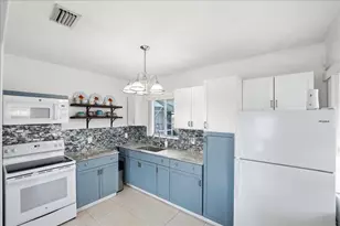 1219 N E St, Lake Worth, FL 33460 - Photo 6