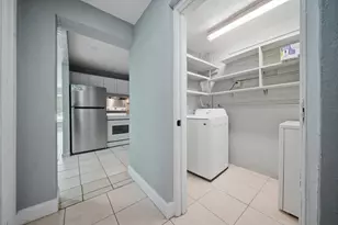 4681 SW 43rd Terrace, Dania Beach, FL 33314 - Photo 6