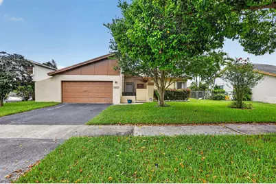 3857 NW 1st Place, Deerfield Beach, FL 33442 - Photo 1