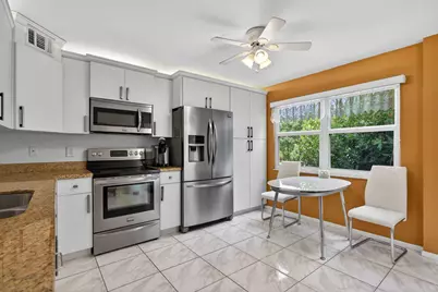 3202 Portofino Point #O3, Coconut Creek, FL 33066 - Photo 4