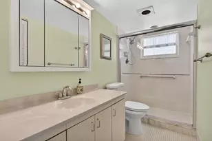 3202 Portofino Point, Coconut Creek, FL 33066 - Photo 12