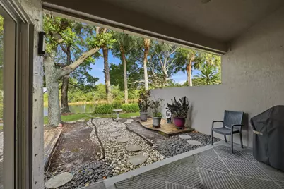 5673 NW 117th Avenue, Coral Springs, FL 33076 - Photo 32