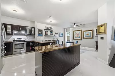 5673 NW 117th Avenue, Coral Springs, FL 33076 - Photo 2