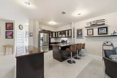 5673 NW 117th Avenue, Coral Springs, FL 33076 - Photo 2
