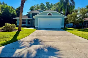 619 SE Forgal St, Port Saint Lucie, FL 34983 - Photo 2