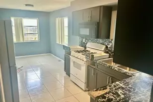2400 NW 85th Ave, Sunrise, FL 33322 - Photo 10