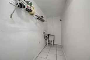 7211 NW 21st St, Sunrise, FL 33313 - Photo 14