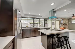 7211 NW 21st St, Sunrise, FL 33313 - Photo 10