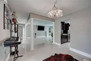 7211 NW 21st St, Sunrise, FL 33313 - Photo 2