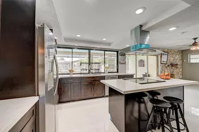 7211 NW 21st Street, Sunrise, FL 33313 - Photo 10