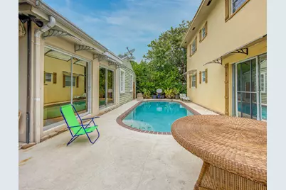 216 S Ocean Breeze, Lake Worth, FL 33460 - Photo 1