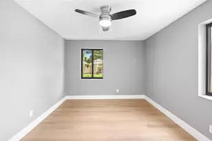 2146 Nova Village Dr, Davie, FL 33317 - Photo 16