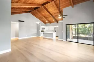 2146 Nova Village Dr, Davie, FL 33317 - Photo 4
