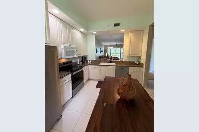 38 E Harbour Isle Dr Drive E #106, Fort Pierce, FL 34949 - Photo 4