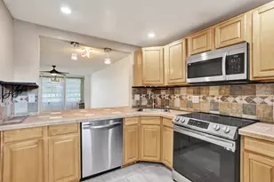 8301 Sands Point Blvd, Tamarac, FL 33321 - Photo 6