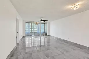 8301 Sands Point Blvd, Tamarac, FL 33321 - Photo 6