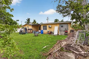 4390 NW 35th Ave, Lauderdale Lakes, FL 33309 - Photo 26