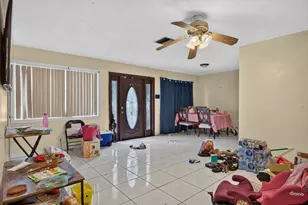 4390 NW 35th Ave, Lauderdale Lakes, FL 33309 - Photo 6