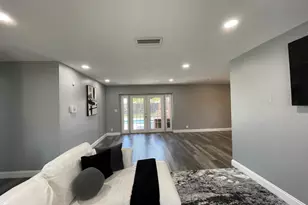 1478 NE 56th St, Fort Lauderdale, FL 33334 - Photo 14