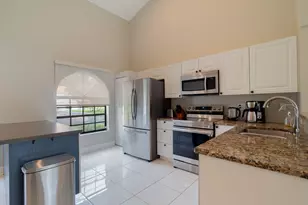 13547 Fountain View Blvd, Wellington, FL 33414 - Photo 8