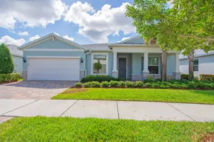 10275 SW Captiva Dr, Port Saint Lucie, FL 34987 - Photo 2