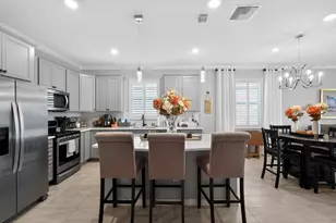 10430 SW Captiva Dr, Port Saint Lucie, FL 34987 - Photo 2