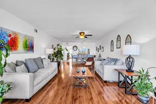 2705 NW 104th Ave, Sunrise, FL 33322 - Photo 2