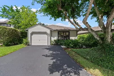13371 Bedford Mews Court, Wellington, FL 33414 - Photo 2