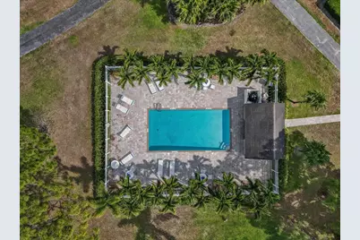 13371 Bedford Mews Court, Wellington, FL 33414 - Photo 20