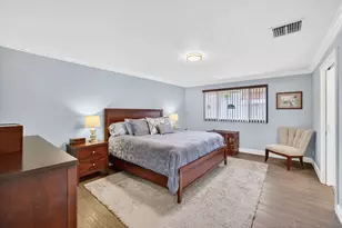 1401 NE 9th St, Fort Lauderdale, FL 33304 - Photo 12