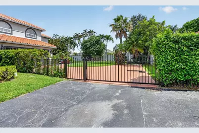 9048 Villa Portofino Circle, Boca Raton, FL 33496 - Photo 78