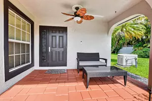 9048 Villa Portofino Cir, Boca Raton, FL 33496 - Photo 6