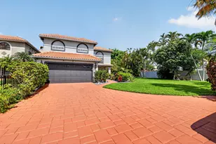 9048 Villa Portofino Cir, Boca Raton, FL 33496 - Photo 48