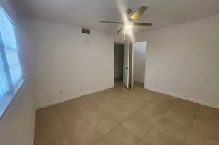 330 NE 26th Ave, Boynton Beach, FL 33435 - Photo 16