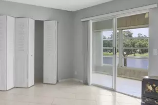 2053 Cornwall C, Boca Raton, FL 33434 - Photo 4