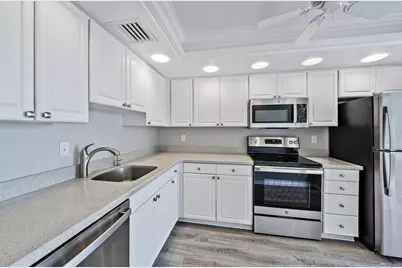 1748 Jupiter Cove Drive #121 A, Jupiter, FL 33469 - Photo 10