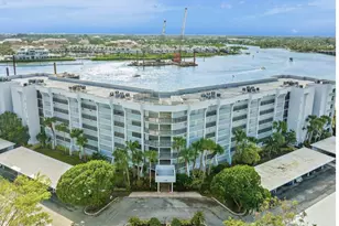 1748 Jupiter Cove Dr, Jupiter, FL 33469 - Photo 2