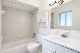 620 NE 19th Ave, Deerfield Beach, FL 33441 - Photo 6