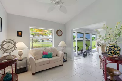 5487 Crystal Anne Drive, West Palm Beach, FL 33417 - Photo 12