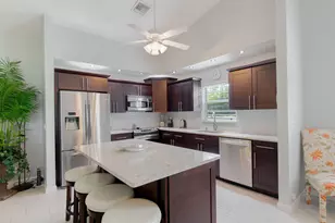 5487 Crystal Anne Dr, West Palm Beach, FL 33417 - Photo 6