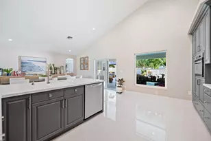 22612 Middletown Dr, Boca Raton, FL 33428 - Photo 14
