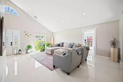 22612 Middletown Drive, Boca Raton, FL 33428 - Photo 4