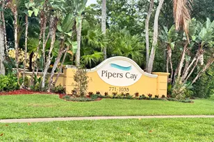 1010 Pipers Dr, West Palm Beach, FL 33415 - Photo 2